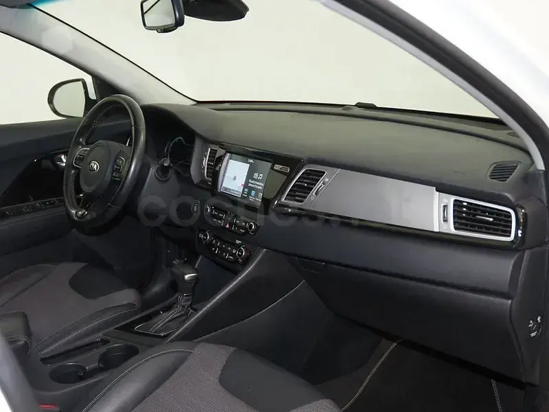 Usado Kia Niro 141 CV (103 kW) 2019 Blanco SUV