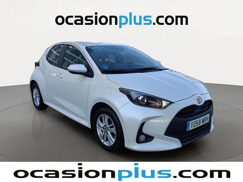 Usado Toyota Yaris Edition 125 CV (91 kW) 2024 Blanco Utilitario