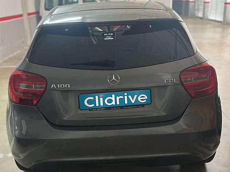 Usado Mercedes A220 Style 109 CV (80 kW) 2012 Gris Berlina