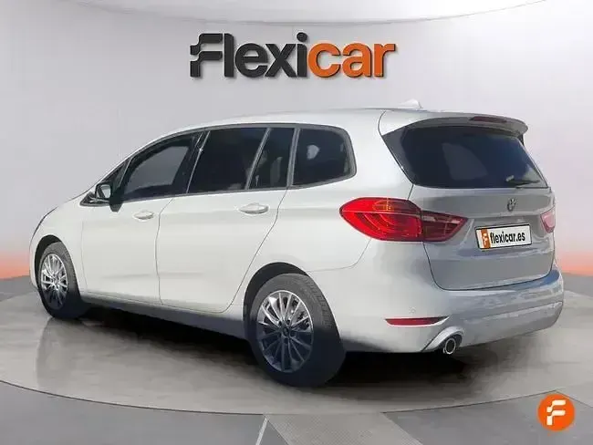 Usado BMW 218 140 CV (102 kW) 2020 Blanco Familiar