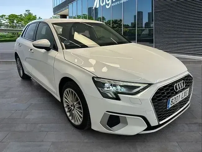 Usado Audi A3 Advanced Plus 150 CV (110 kW) 2022 Blanco Berlina