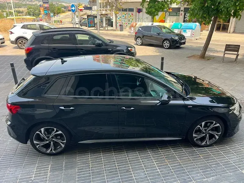 Usado Audi A3 116 CV (85 kW) 2021 Blanco Berlina