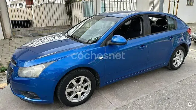 Usado Chevrolet Cruze LT 163 CV (119 kW) 2013 Azul Berlina
