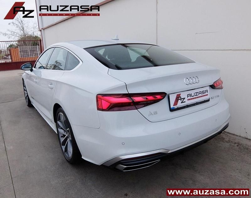 Usado Audi A5 S-Line 190 CV (139 kW) 2021 Blanco Coupe