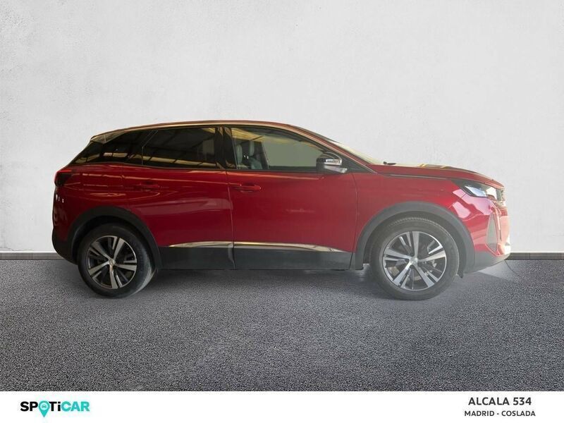 Usado Peugeot 3008 Allure 130 CV (95 kW) 2022 Rojo SUV