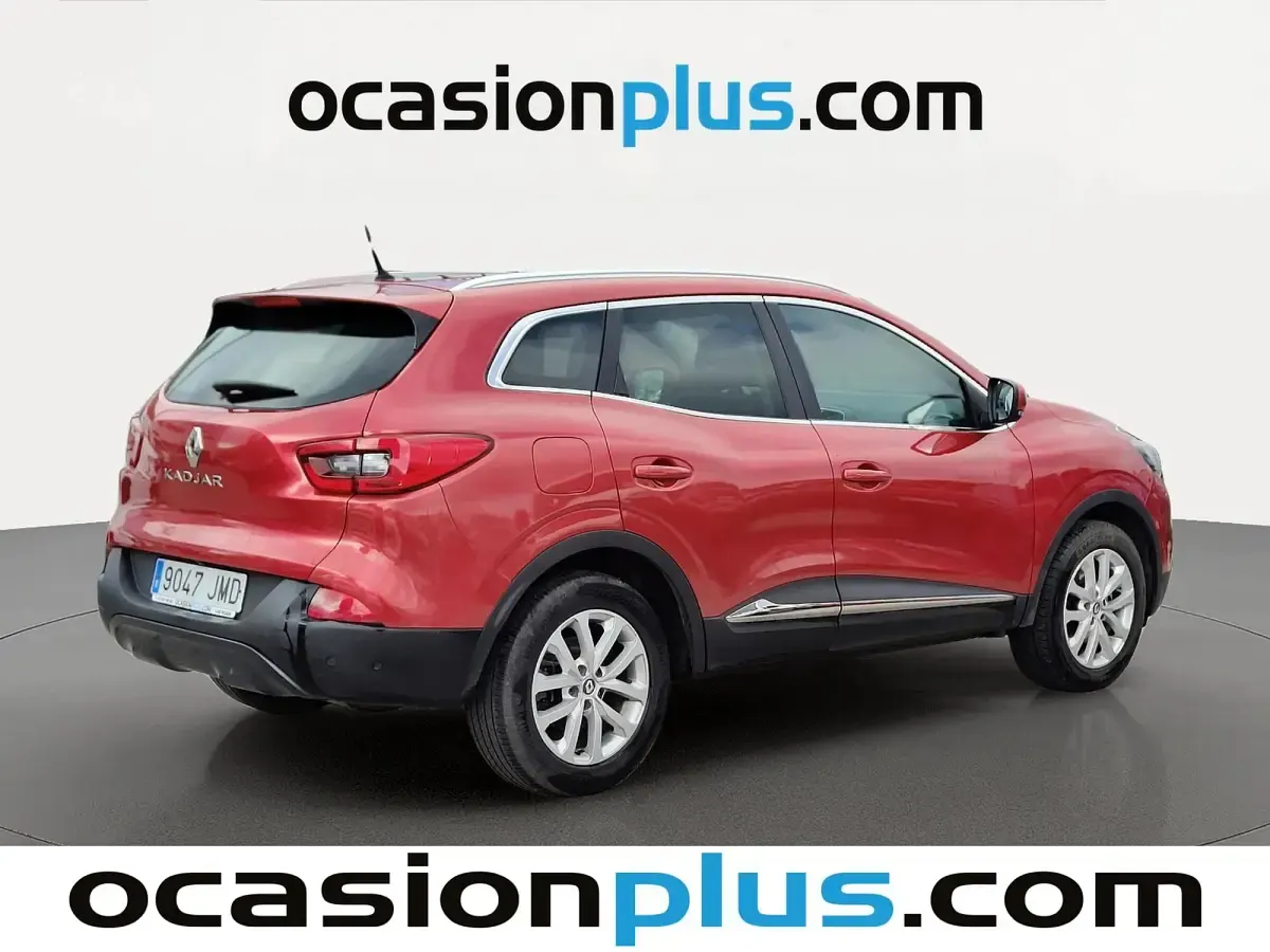 Usado Renault Kadjar Zen 132 CV (97 kW) 2016 Rojo SUV