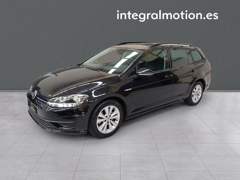 Negro Usado 2019 VW Golf VII Advance Familiar | 17.900 € (Un poco caro) - Imagen 1/4