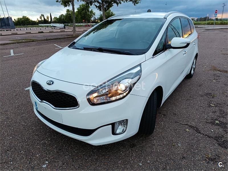 Blanco Usado 2015 Kia Carens Monovolumen | 14.500 € - Imagen 1/4