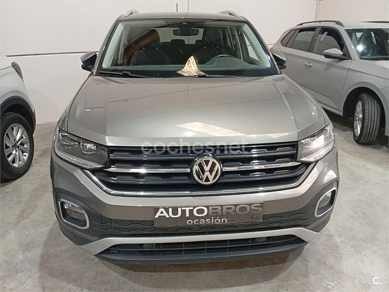 Usado VW T-Cross Advance 115 CV (84 kW) 2019 Gris / plata SUV