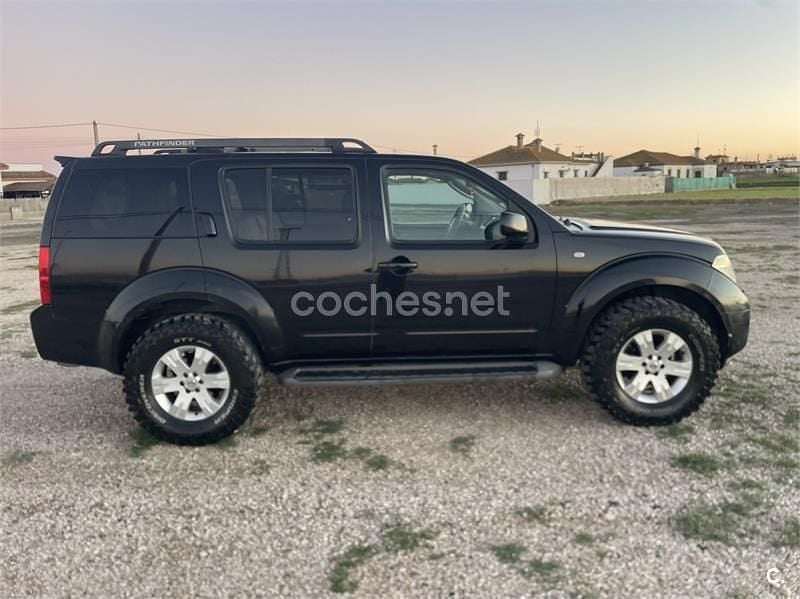 Negro Usado 2006 Nissan Pathfinder SUV | 12.000 € (Un poco caro) - Imagen 1/4