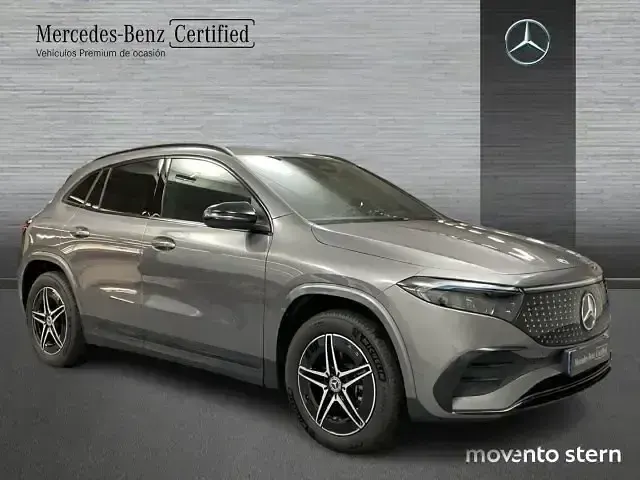 Usado Mercedes EQA300 167 kW (228 CV) 2024 Gris SUV