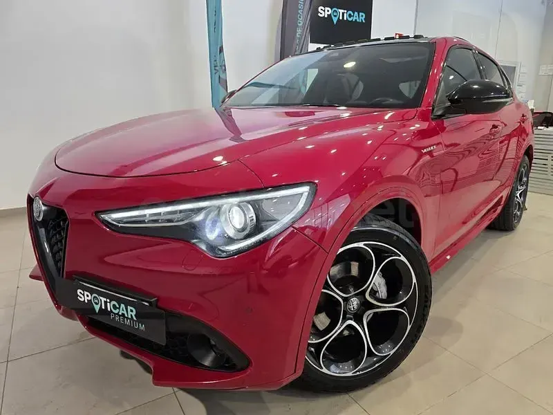 Usado Alfa Romeo Stelvio Veloce 210 CV (154 kW) 2022 Rojo SUV