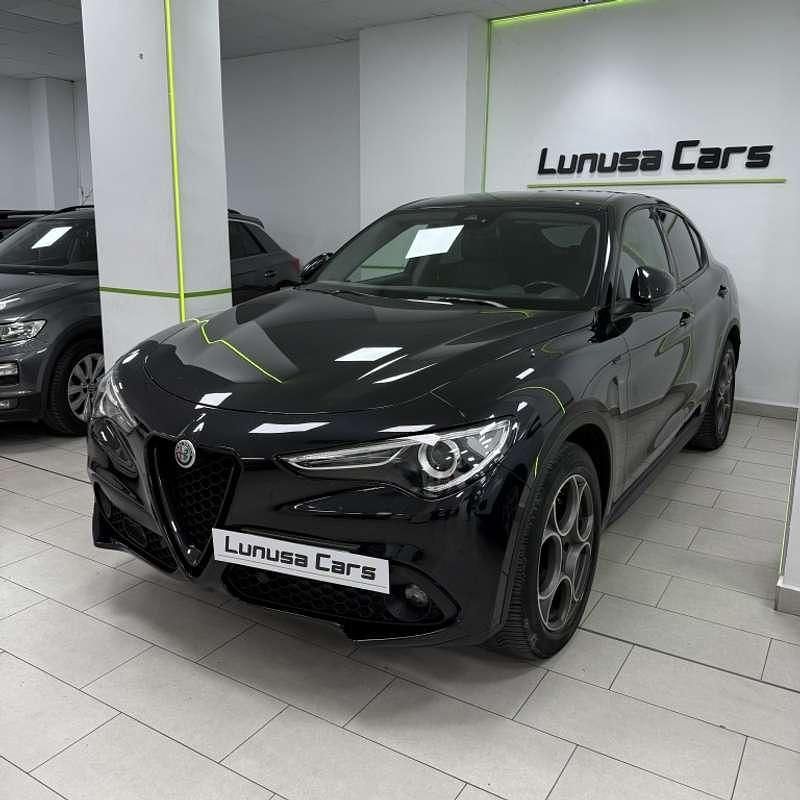 Usado Alfa Romeo Stelvio Sprint 190 CV (139 kW) 2022 SUV