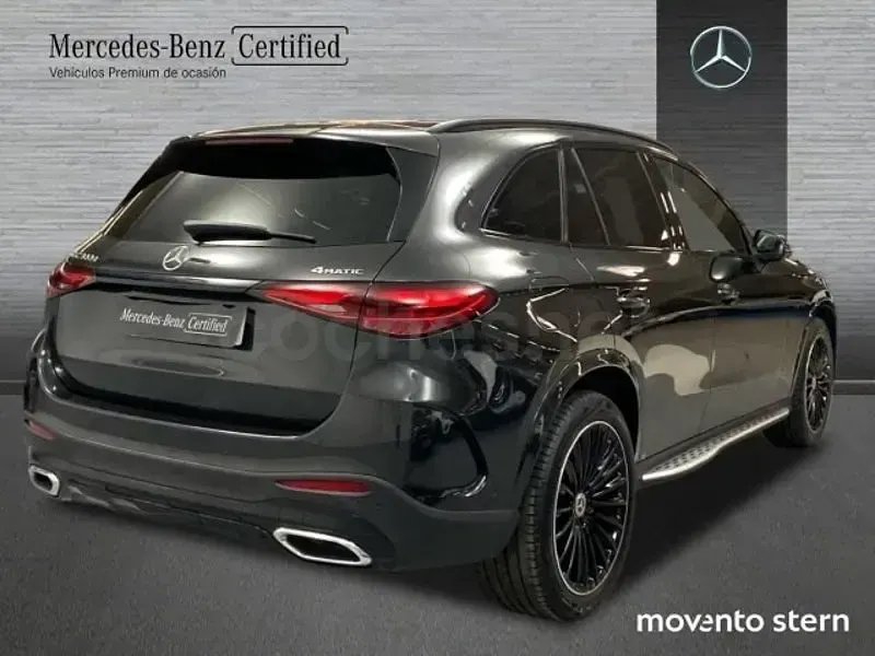 Usado Mercedes GLC300 269 CV (197 kW) 2024 Gris / plata SUV