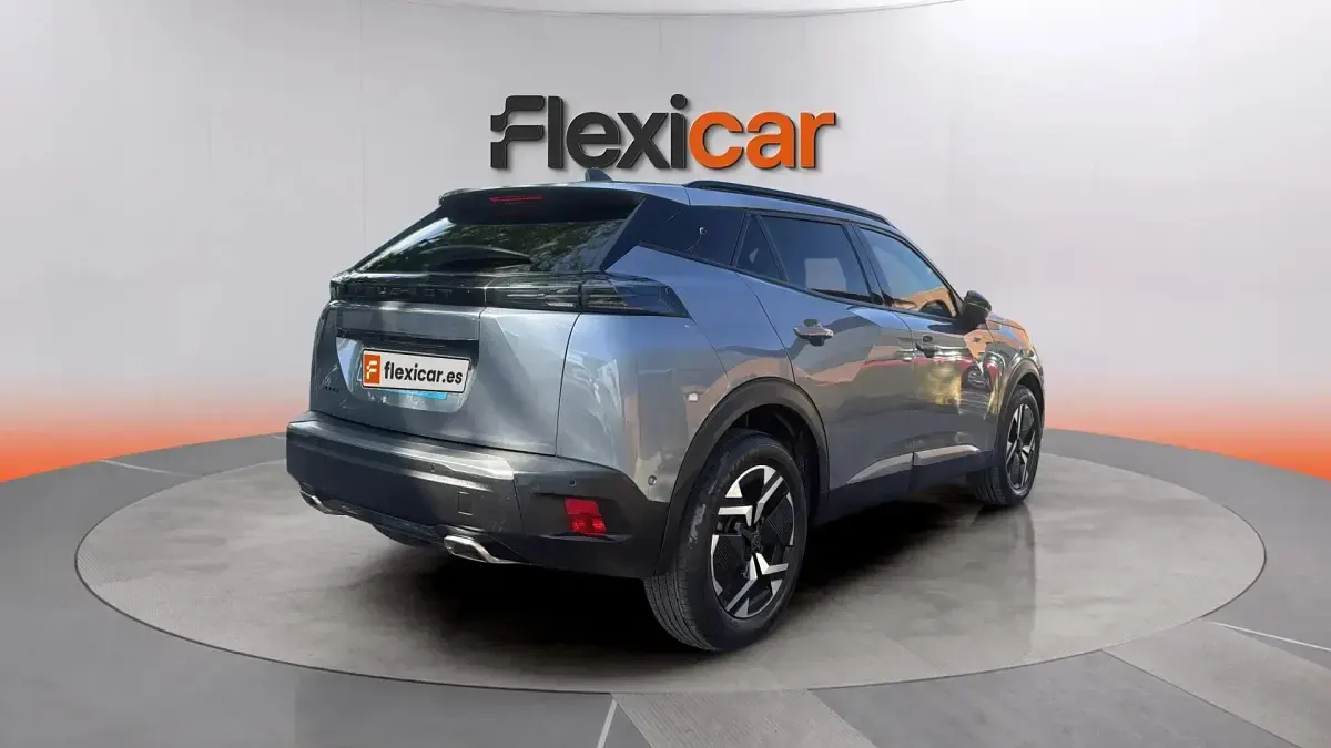 Usado Peugeot 2008 Allure 131 CV (96 kW) 2024 Gris SUV