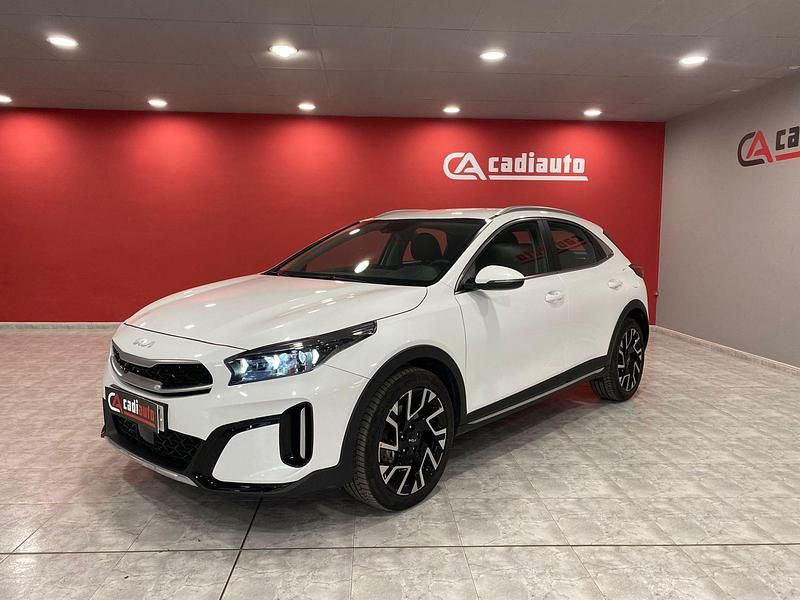 Blanco Usado 2024 Kia XCeed SUV | 24.900 € (Precio justo) - Imagen 1/4