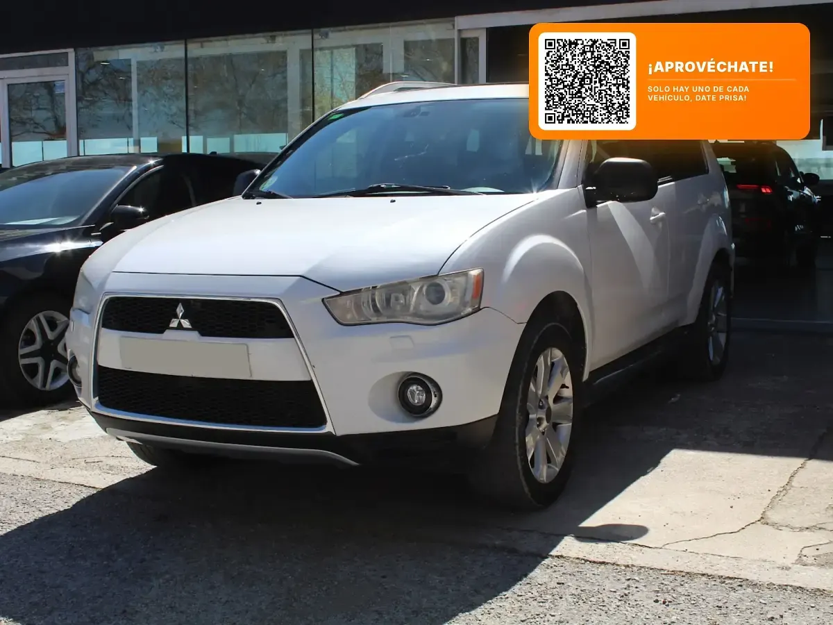Usado Mitsubishi Outlander Motion 156 CV (114 kW) 2010 Blanco SUV