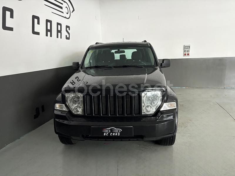 Usado Jeep Cherokee Sport 177 CV (130 kW) 2010 Negro SUV