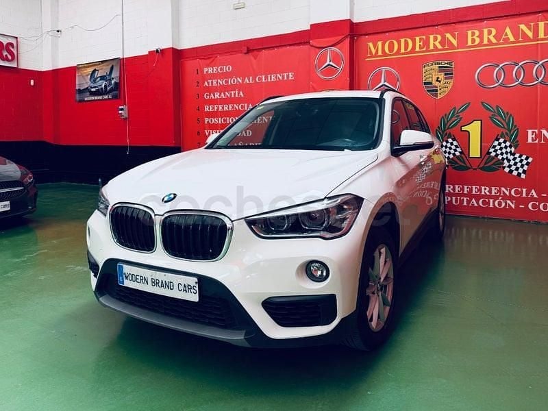 Usado BMW X1 Comfort Edition 150 CV (110 kW) 2018 Blanco SUV