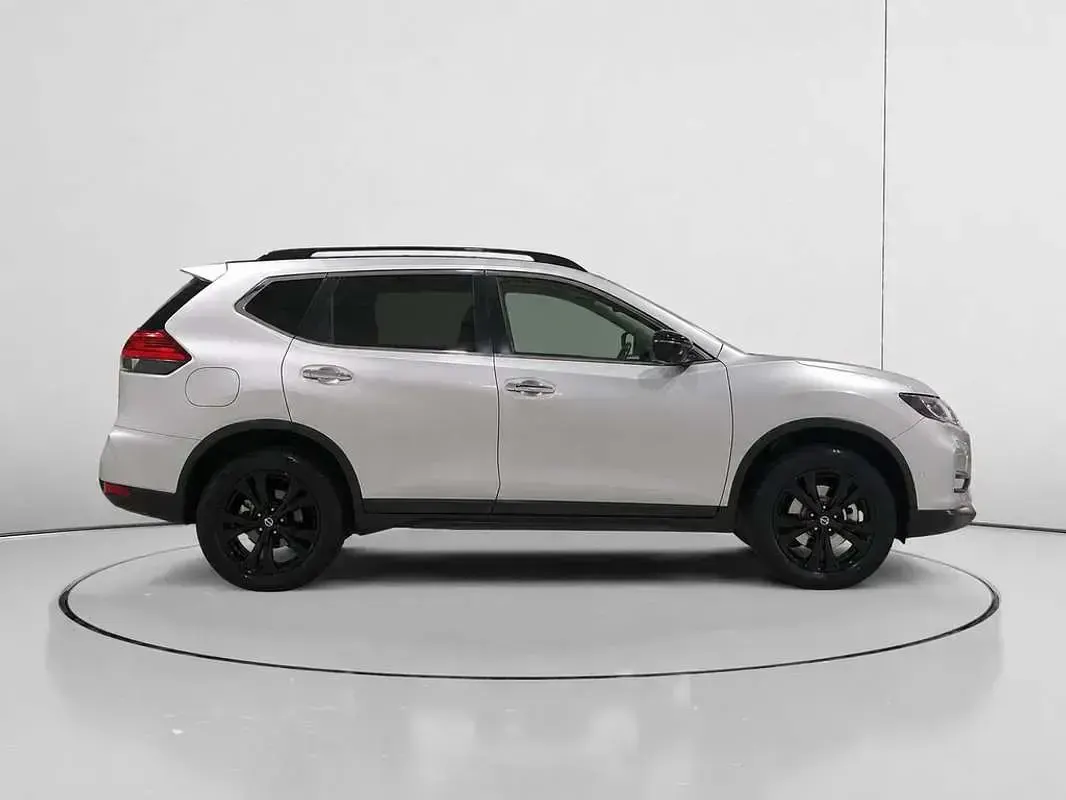 Usado Nissan X-Trail Acenta 150 CV (110 kW) 2021 Gris SUV