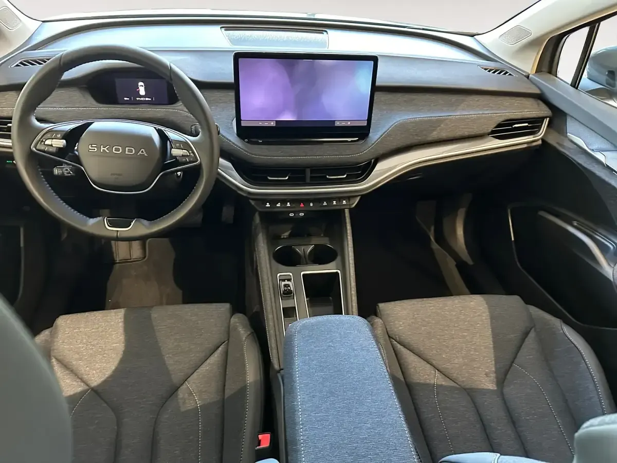 Nuevo Skoda Elroq 150 kW (204 CV) 2026 Gris/plata SUV