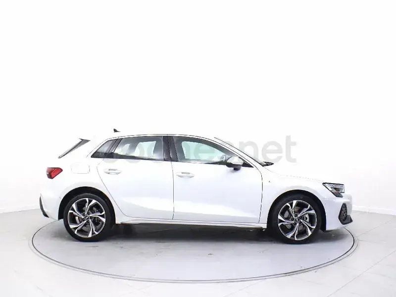 Usado Audi A3 204 CV (150 kW) 2025 Blanco Berlina