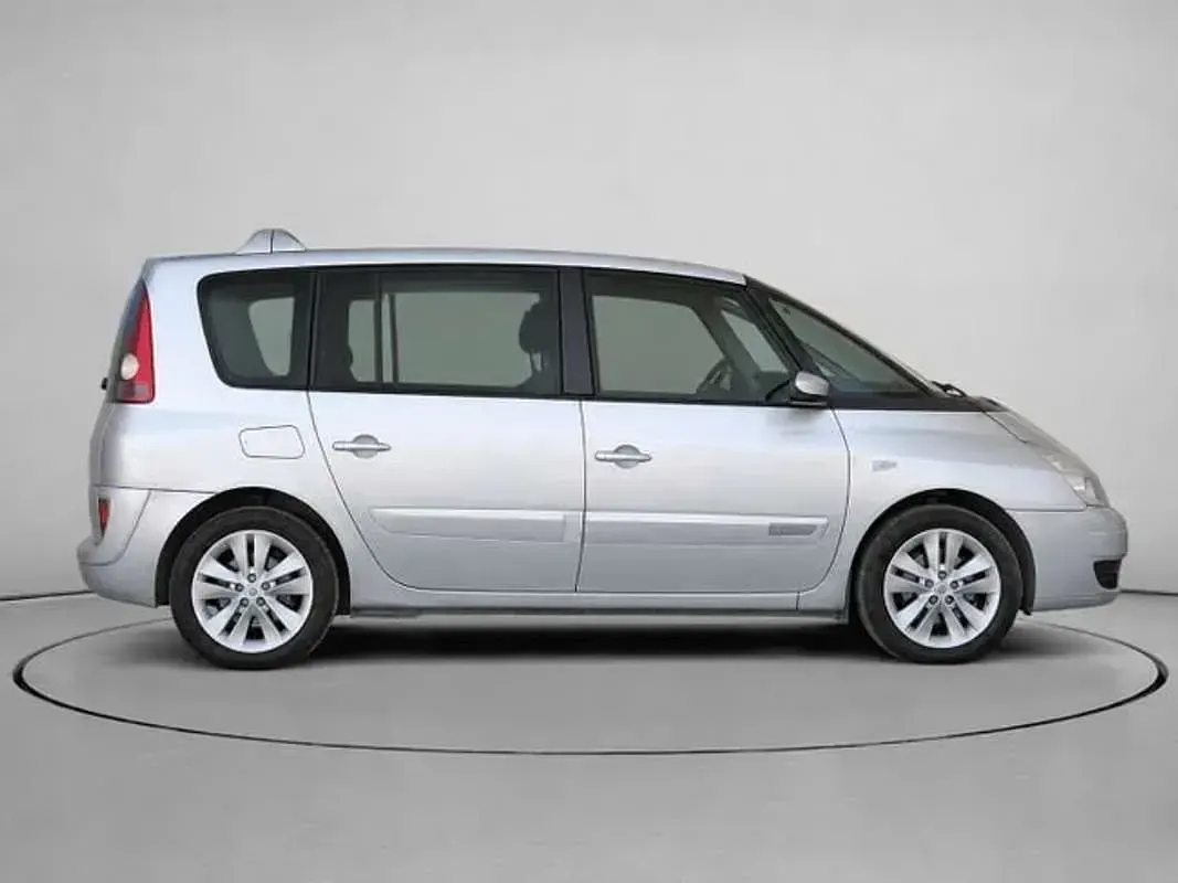 Usado Renault Espace Dynamique 150 CV (110 kW) 2005 Gris Monovolumen