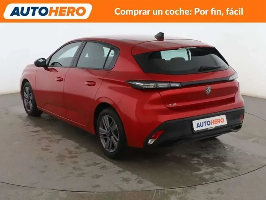 Occasion Peugeot 308 Active 131 PK (96 kW) 2022 Rood Sedan