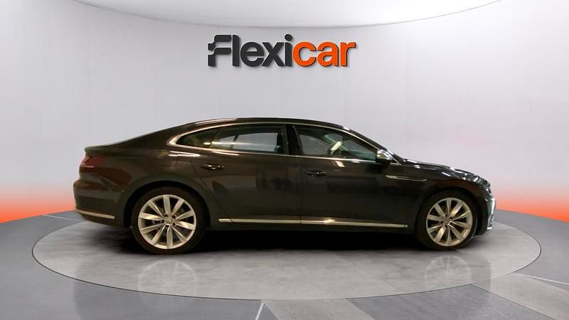 Usado VW Arteon Elegance 150 CV (110 kW) 2020 Negro Berlina