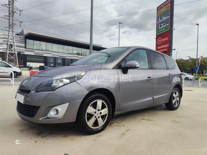 Gris / plata Usado 2012 Renault Grand Scénic III Dynamique Monovolumen | 5000 € (Buen precio) - Imagen 1/4