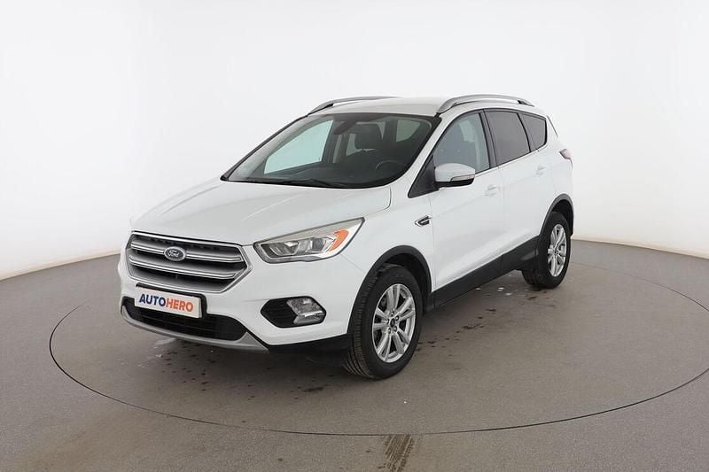 Blanco Usado 2016 Ford Kuga Business Edition SUV | 13.099 € (Precio justo) - Imagen 1/3
