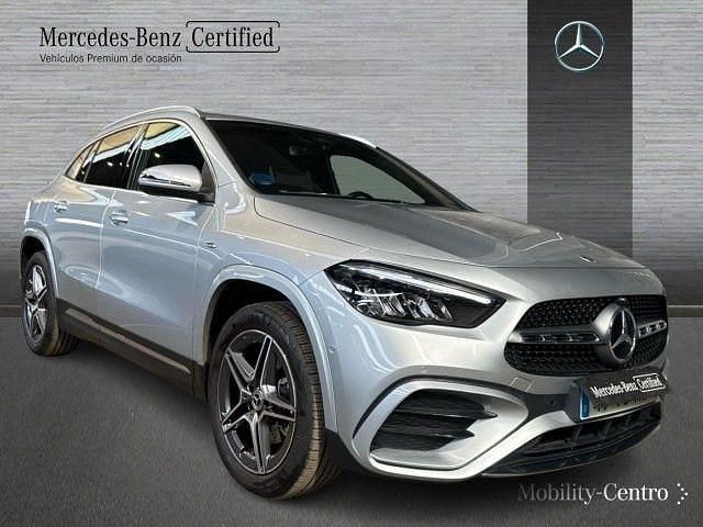 Usado Mercedes GLA250 218 CV (160 kW) 2026 Plata hightech SUV