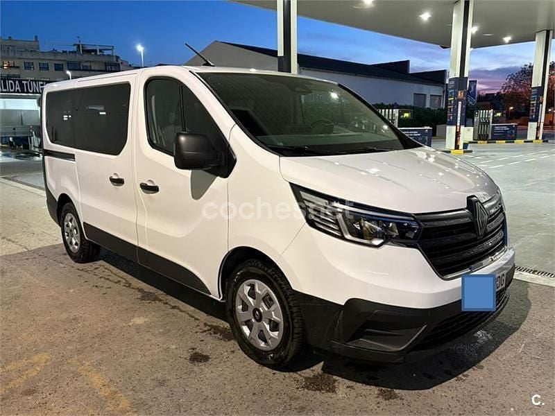 Usado Renault Trafic Authentique 110 CV (80 kW) 2025 Blanco Monovolumen
