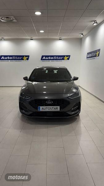 Usado Ford Focus ST-Line 155 CV (114 kW) 2023 Varios colores Berlina