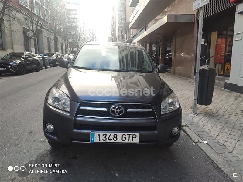 Usado Toyota RAV4 Advance 150 CV (110 kW) 2010 Gris / plata SUV