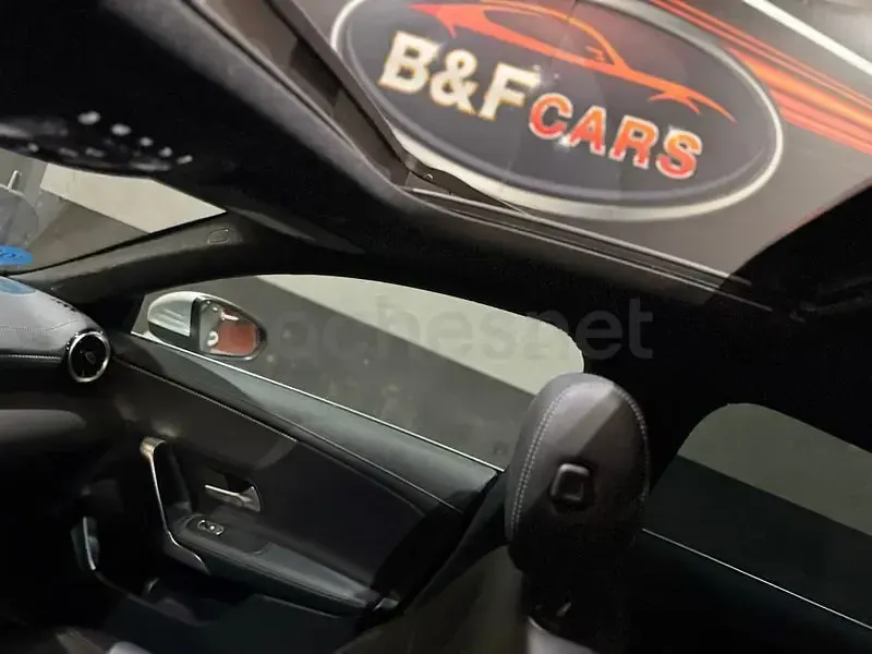 Usado Mercedes CLA250e Shooting Brake 218 CV (160 kW) 2022 Gris / plata Familiar