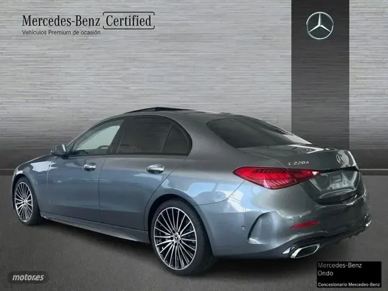 Nuevo Mercedes C220 200 CV (147 kW) 2026 Gris Berlina