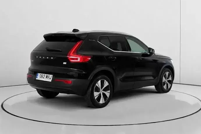Usado Volvo XC40 Core 211 CV (155 kW) 2023 SUV