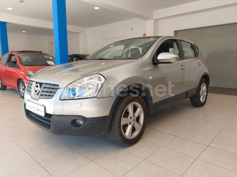 Beige Usado 2007 Nissan Qashqai Tekna SUV | 7900 € (Un poco caro) - Imagen 1/4