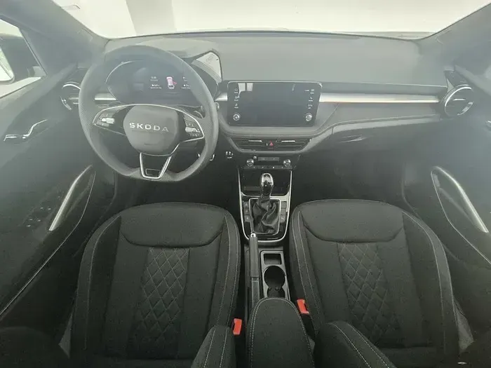 Nuevo Skoda Fabia Selection 115 CV (84 kW) 2026 Negro Utilitario