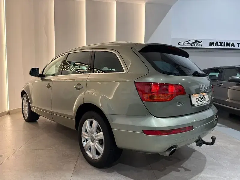 Usado Audi Q7 233 CV (171 kW) 2007 Beige SUV