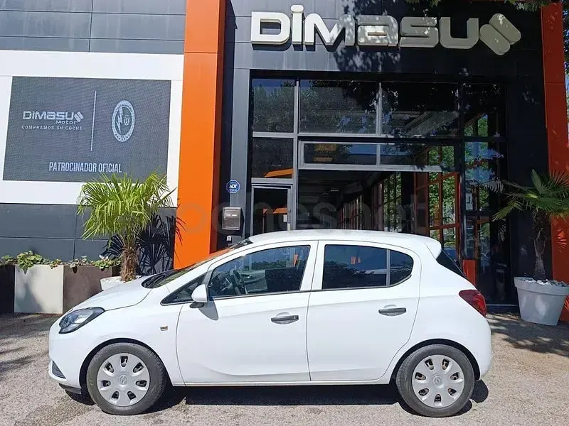Usado Opel Corsa Business 75 CV (55 kW) 2016 Blanco Utilitario