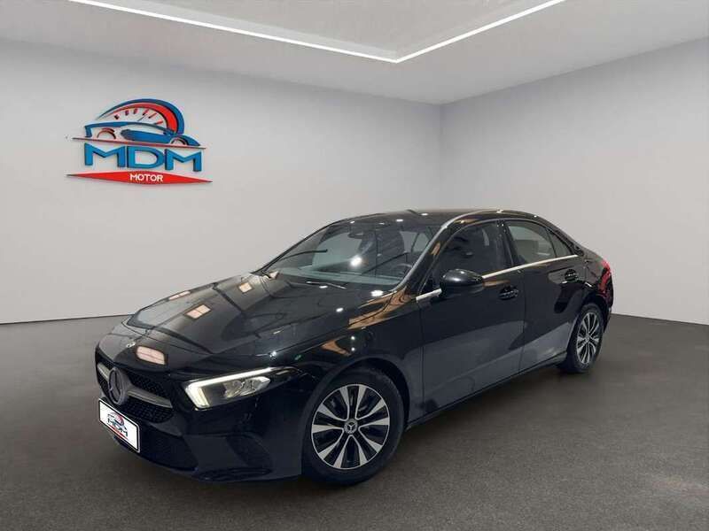 Negro Usado 2019 Mercedes A180 Berlina | 19.980 € (Precio justo) - Imagen 1/4
