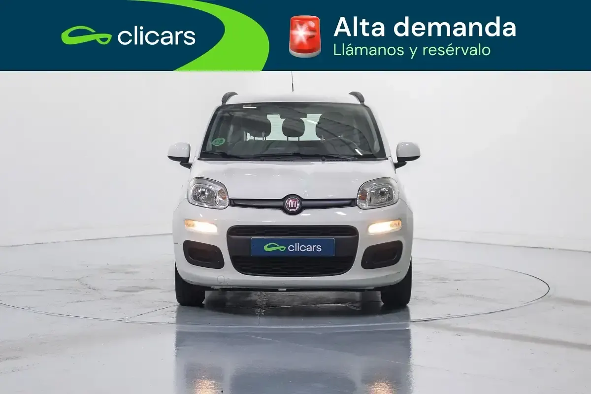 Usado Fiat Panda Lounge 69 CV (50 kW) 2016 Blanco Utilitario