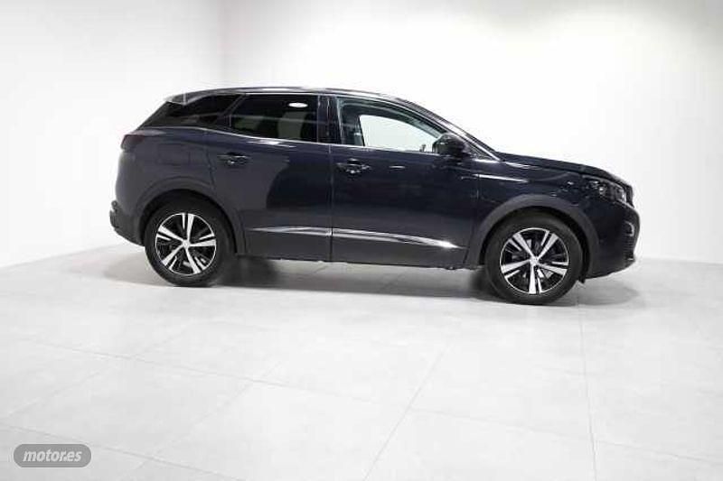 Usado Peugeot 3008 Allure 131 CV (96 kW) 2020 Negro SUV