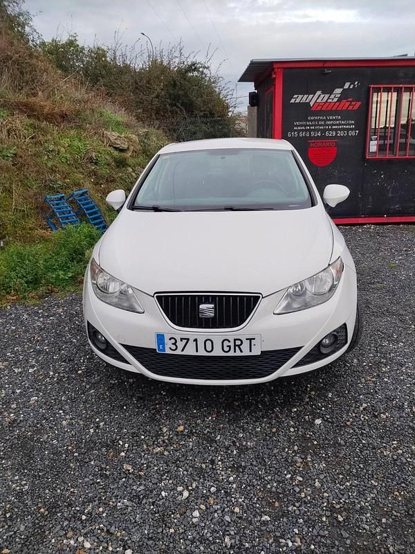 Usado Seat Ibiza Style 105 CV (77 kW) 2009 Blanco Berlina