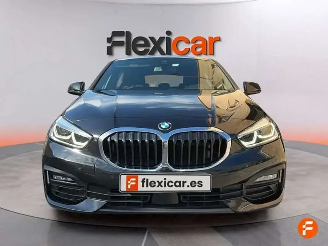 Usado BMW 116 116 CV (85 kW) 2019 Negro Utilitario