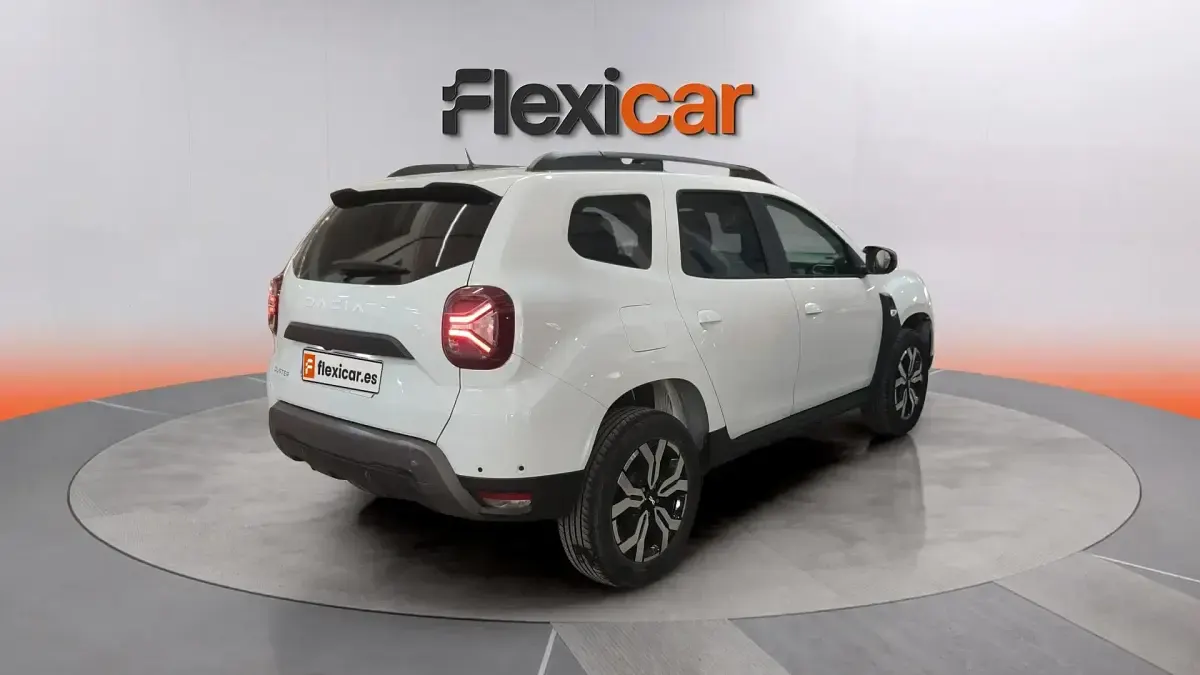 Usado Dacia Duster Journey 131 CV (96 kW) 2023 Blanco SUV