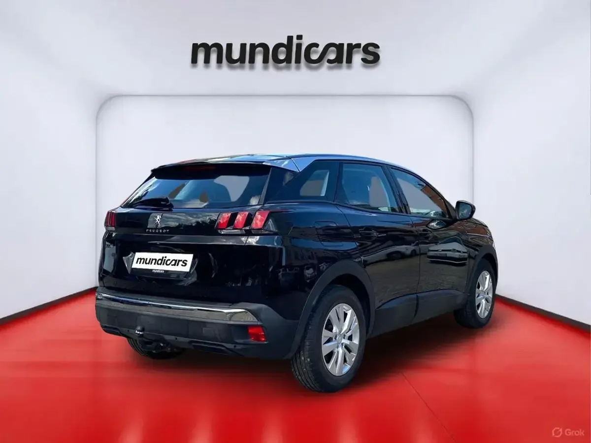 Usado Peugeot 3008 Active 131 CV (96 kW) 2019 Negro SUV