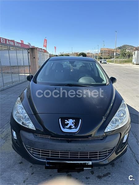 Usado Peugeot 308 110 CV (80 kW) 2009 Negro Berlina